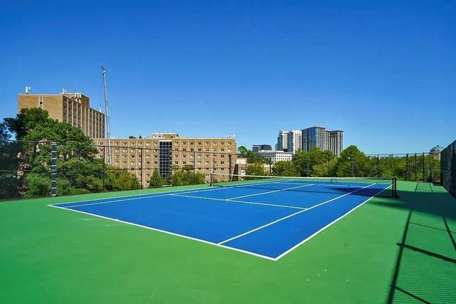 2870 Pharr Court South NW 1902, Atlanta, GA 30305