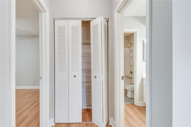 1516 Wingate Way, Sandy Springs, GA 30350