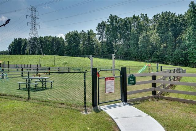 1516 Wingate Way, Sandy Springs, GA 30350