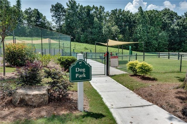 1516 Wingate Way, Sandy Springs, GA 30350