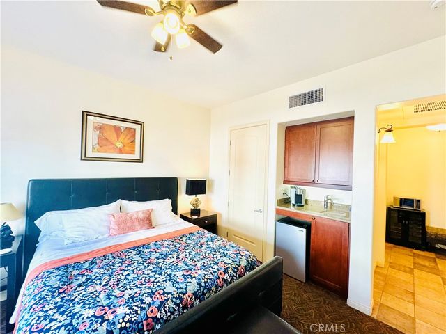 48680 Legacy Drive, La Quinta, CA 92253