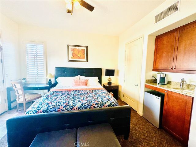 48680 Legacy Drive, La Quinta, CA 92253
