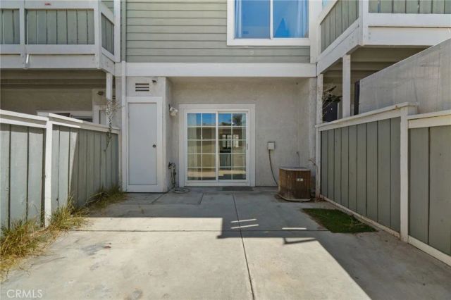 926 W Philadelphia St 10, Ontario, CA 91762