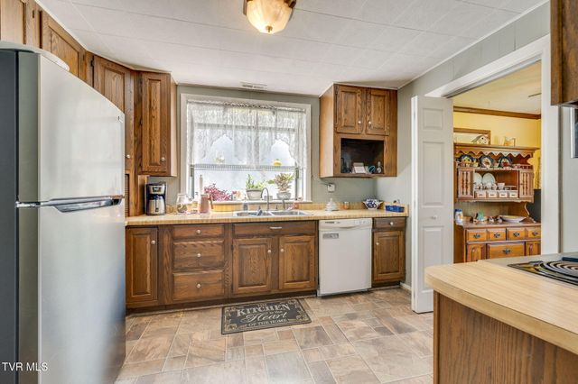 4245 Maplewood Street, Kingsport, TN 37660
