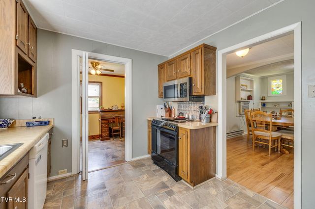 4245 Maplewood Street, Kingsport, TN 37660