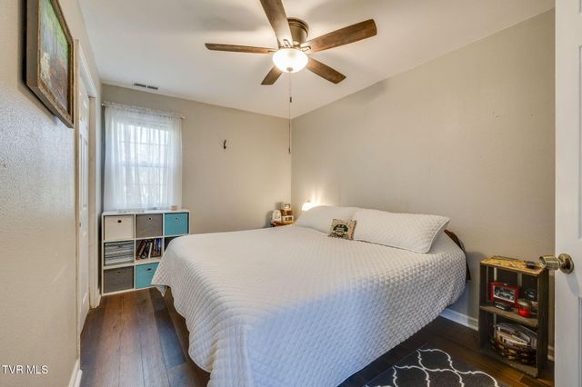 4245 Maplewood Street, Kingsport, TN 37660