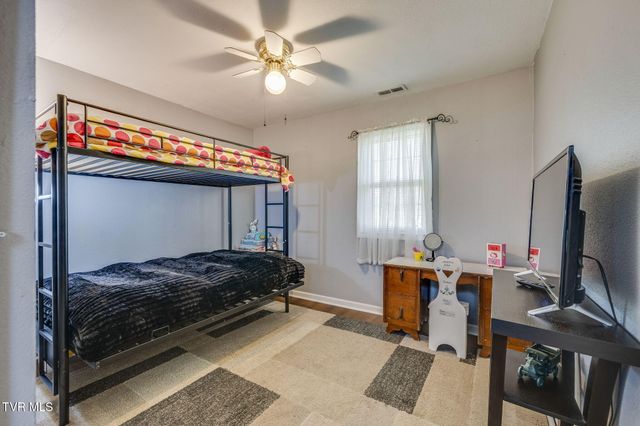 4245 Maplewood Street, Kingsport, TN 37660