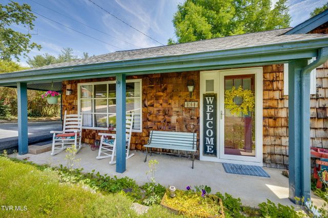4245 Maplewood Street, Kingsport, TN 37660