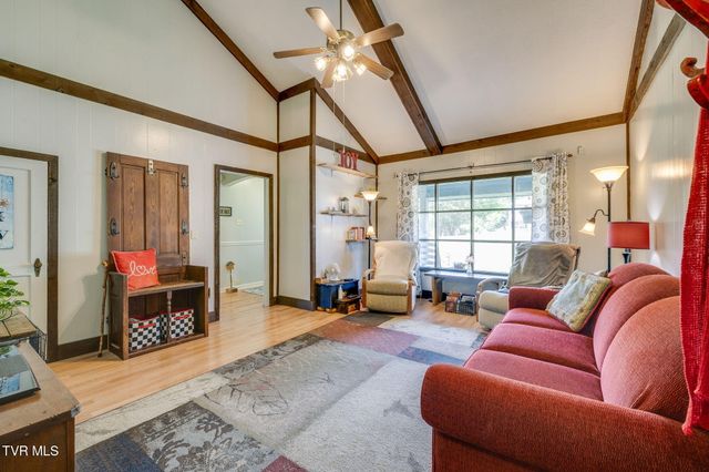 4245 Maplewood Street, Kingsport, TN 37660