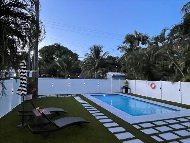 1551 Madison St, Hollywood, FL 33020