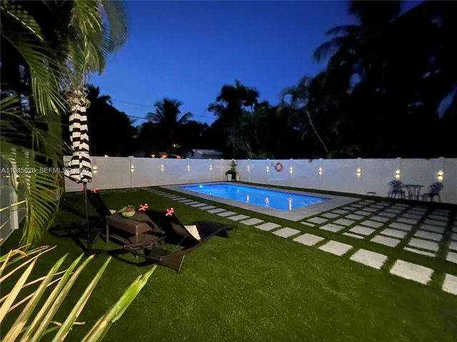 1551 Madison St, Hollywood, FL 33020