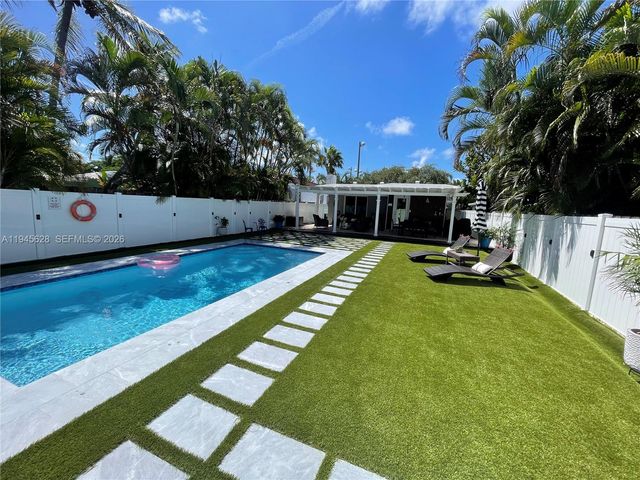 1551 Madison St, Hollywood, FL 33020