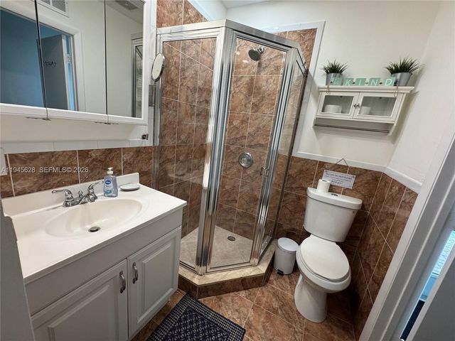 1551 Madison St, Hollywood, FL 33020