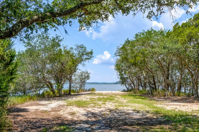 6258 Josie Ridge Road, Wadmalaw Island, SC 29487