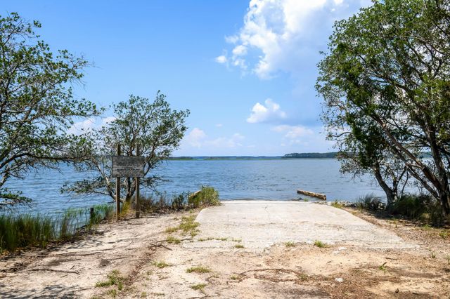6258 Josie Ridge Road, Wadmalaw Island, SC 29487