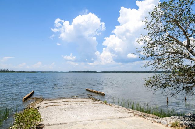 6258 Josie Ridge Road, Wadmalaw Island, SC 29487