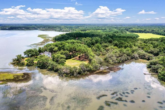 6258 Josie Ridge Road, Wadmalaw Island, SC 29487