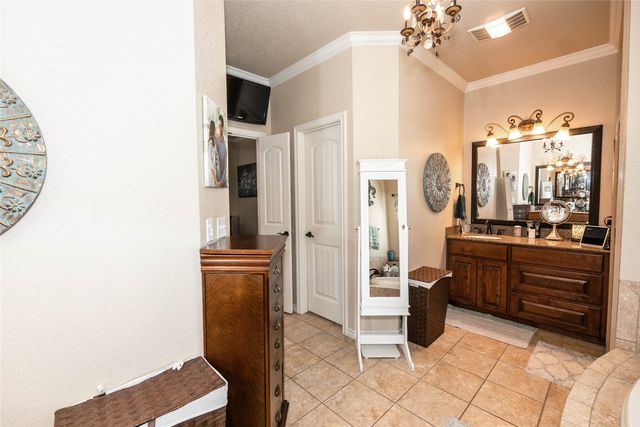 209 Benton Street, Nocona, TX 76255