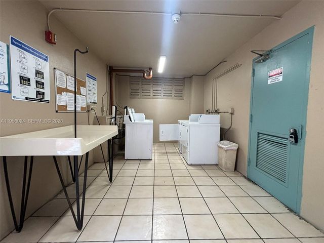 10865 SW 112th Ave 209, Miami, FL 33176