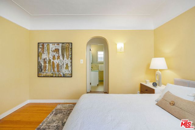 6501 Whitworth Drive, Los Angeles, CA 90035