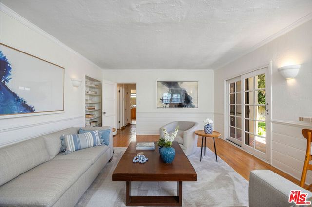 6501 Whitworth Drive, Los Angeles, CA 90035