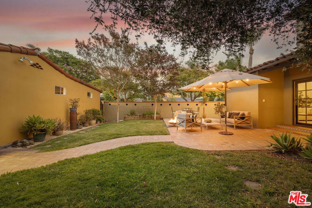 Image 48 of property listing at 6501 Whitworth Drive, Los Angeles, CA 90035