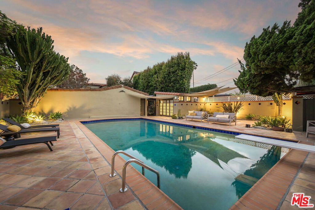 Image 50 of property listing at 6501 Whitworth Drive, Los Angeles, CA 90035