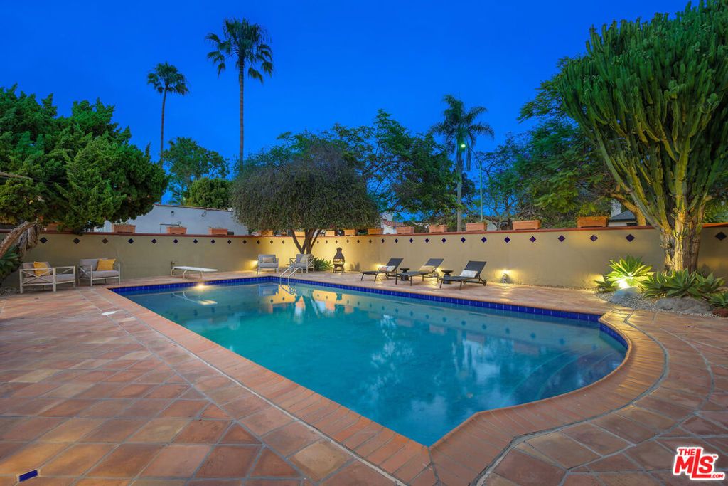 Image 53 of property listing at 6501 Whitworth Drive, Los Angeles, CA 90035