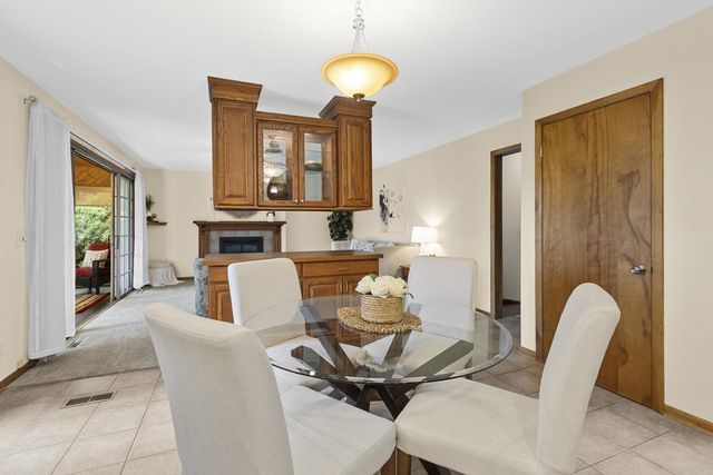 6513 Gettysburg Drive, Madison, WI 53705
