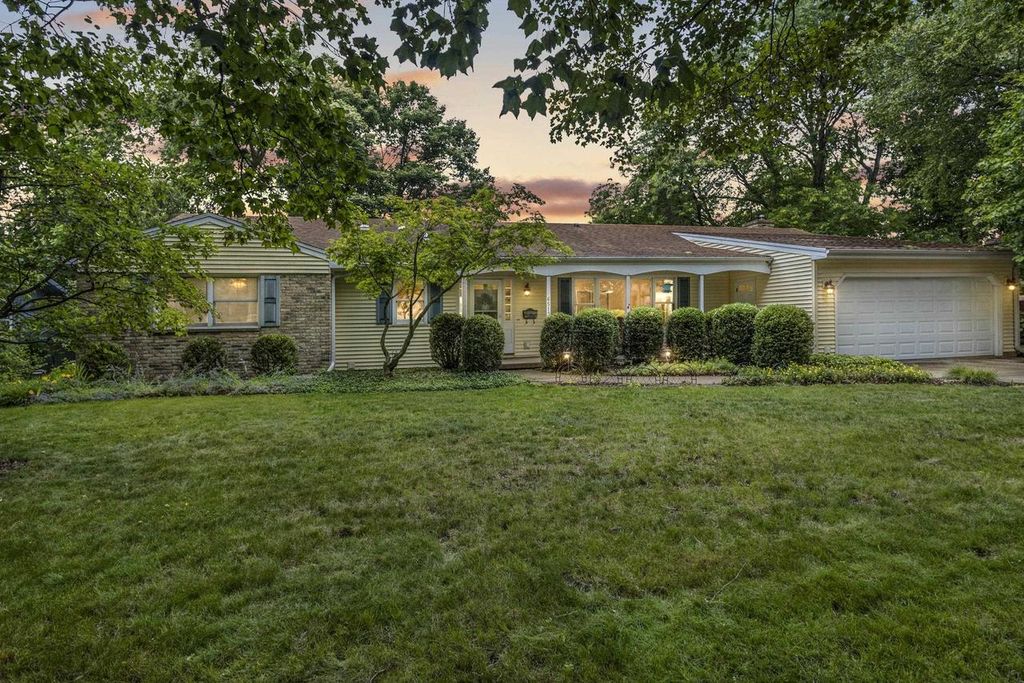 6513 Gettysburg Drive, Madison, WI 53705
