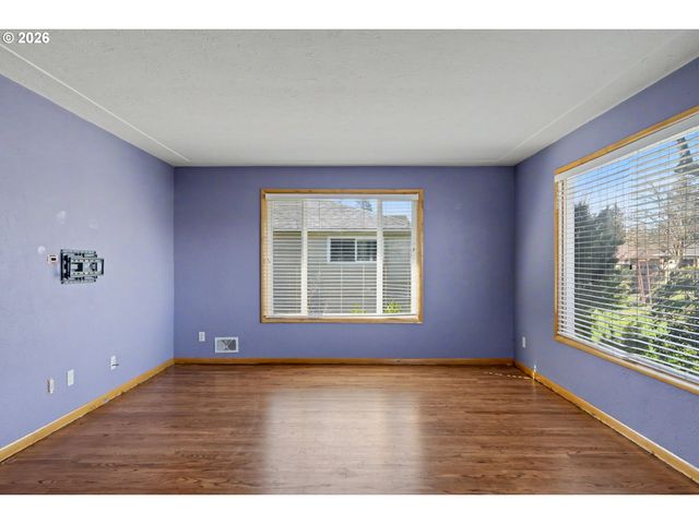 4724 FIR DELL Dr, Salem, OR 97302