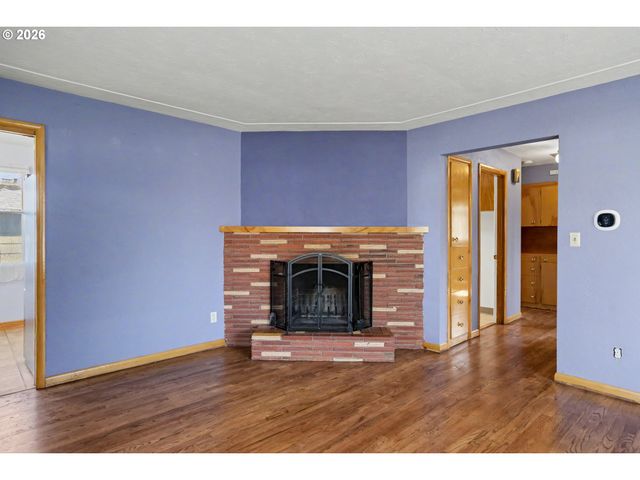 4724 FIR DELL Dr, Salem, OR 97302