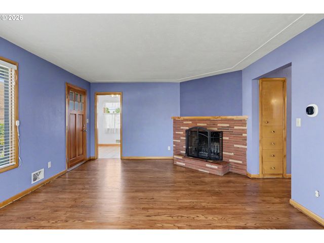 4724 FIR DELL Dr, Salem, OR 97302