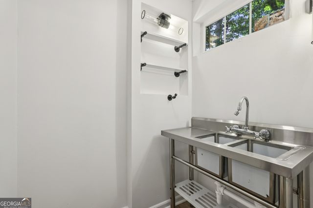 2056 Abby Lane NE, Atlanta, GA 30345