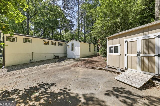 2056 Abby Lane NE, Atlanta, GA 30345