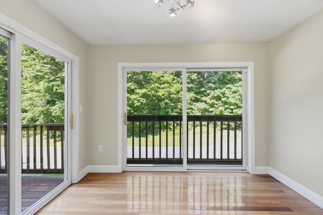6 Mayberry Drive E, Westborough, MA 01581