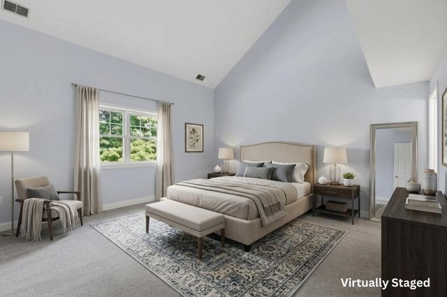 6 Mayberry Drive E, Westborough, MA 01581