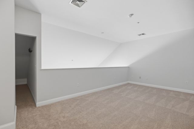 6 Mayberry Drive E, Westborough, MA 01581