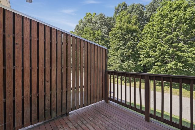 6 Mayberry Drive E, Westborough, MA 01581