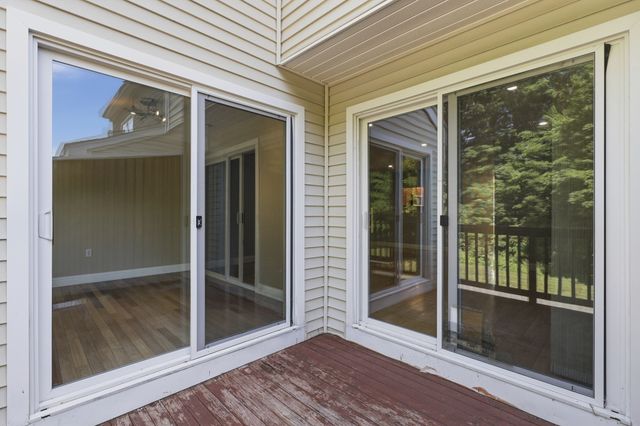 6 Mayberry Drive E, Westborough, MA 01581