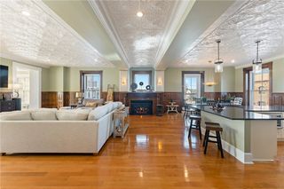 423 Hope Street C, Bristol, RI 02809