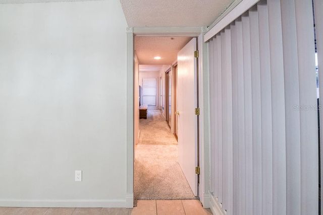5003 UMBER WAY S, Tampa, FL 33624