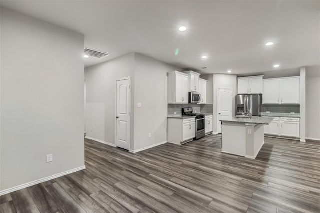 9257 Inland Leather Lane, Conroe, TX 77385