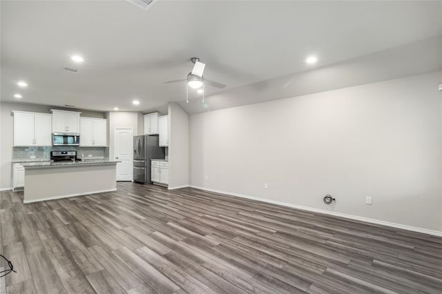 9257 Inland Leather Lane, Conroe, TX 77385