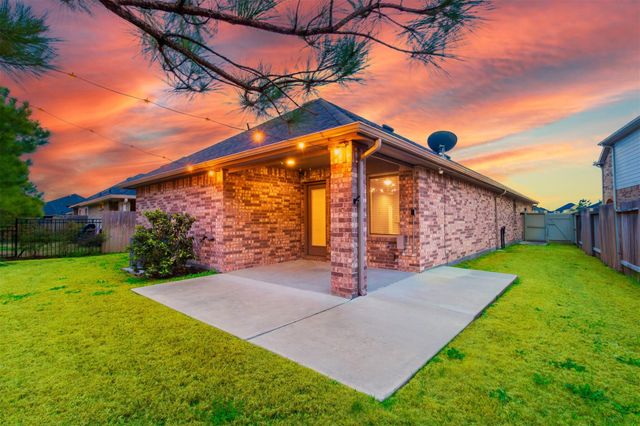 9257 Inland Leather Lane, Conroe, TX 77385