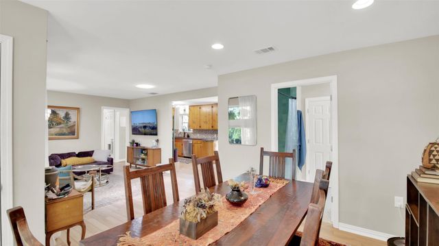 7610 Gault ST, Austin, TX 78757