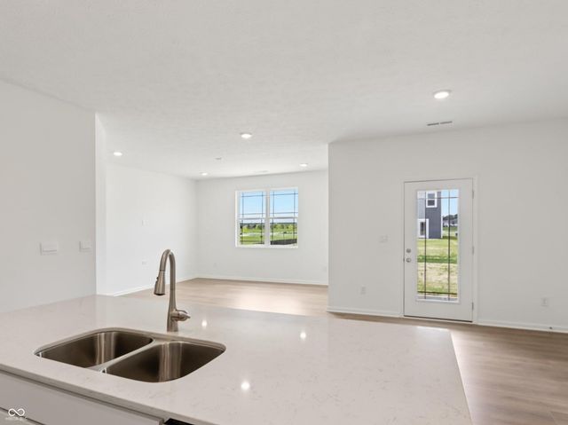 188 Springfield Crossing, Greenfield, IN 46140