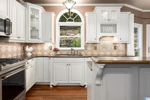 3200 ALTALOMA DRIVE, Vestavia Hills, AL 35216