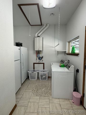 1115 Carbon, Mcalester, OK 74501