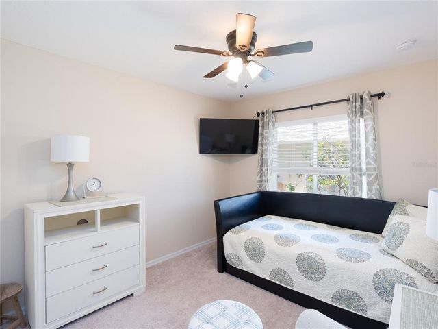 1124 W HILLSBOROUGH BOULEVARD, North Port, FL 34288
